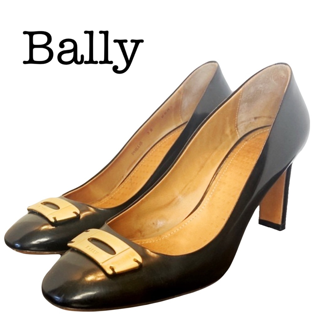 Bally Of Switzerland Black Patent Leather Pumps Size 38